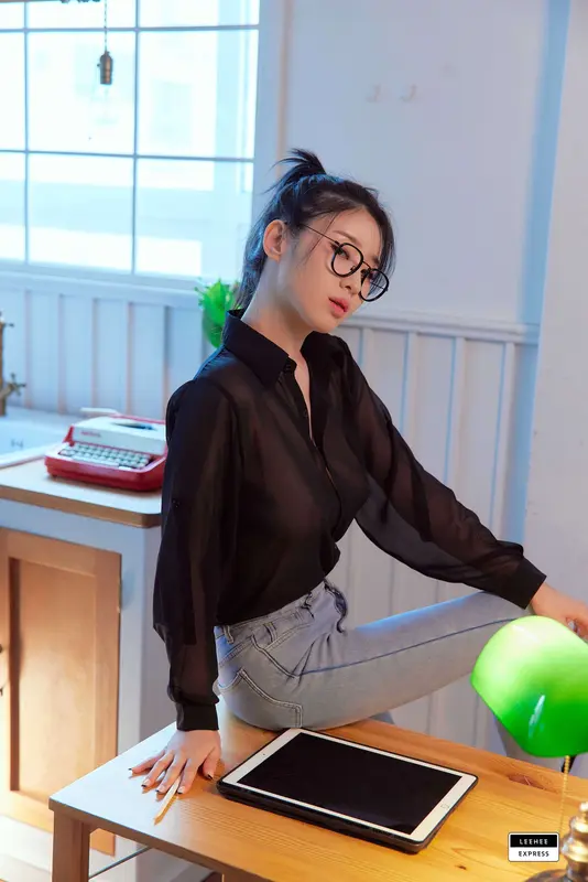 LEHC–068A Woo - Leehee Express